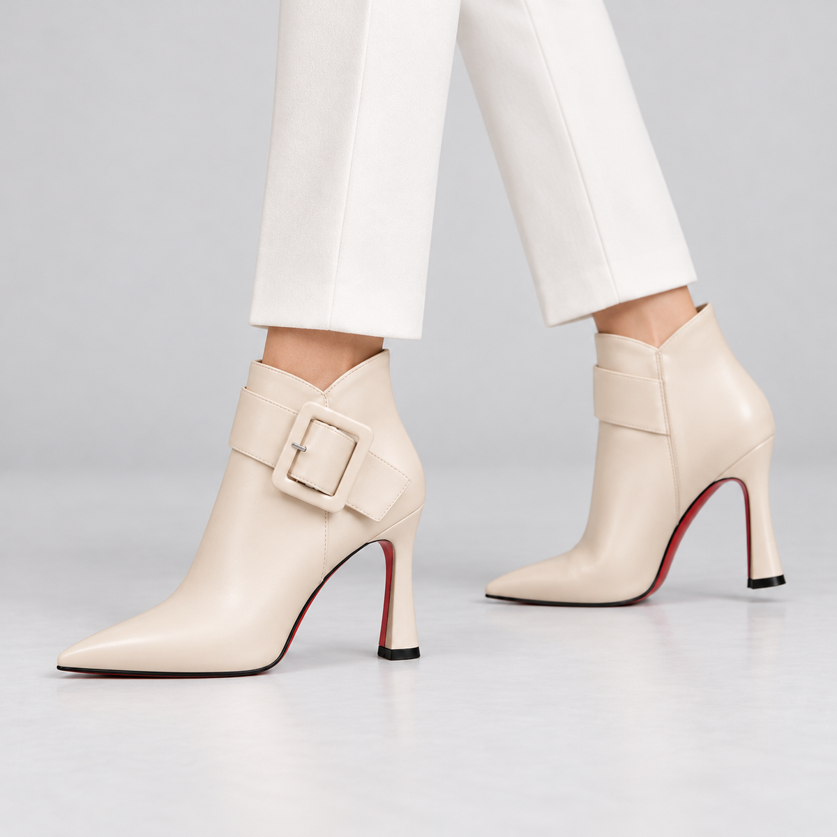 Raina | Bottillons en cuir à boucle